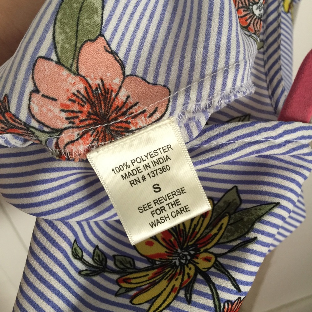 Women’s blouse - Picture 2 of 6